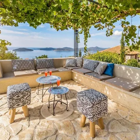 Gospa Villa